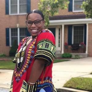 Meet your Posher, Whitney